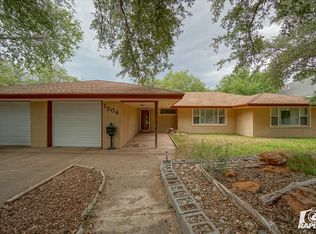 1204 W Golf Course Rd, Midland, TX 79701