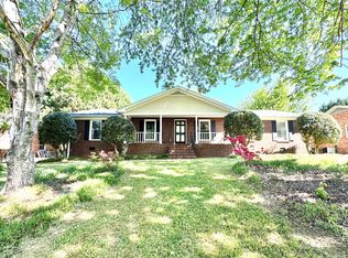 6206 Buckhorn Rd, Greensboro, NC 27410