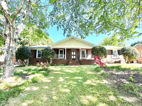 6206 Buckhorn Rd, Greensboro, NC 27410