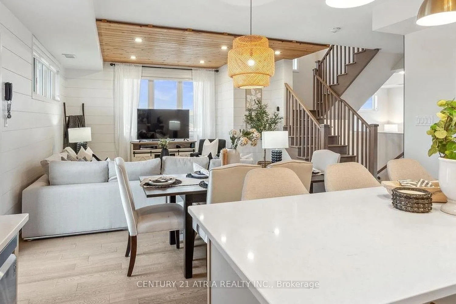 3 bed, $3,150 — Photo 4