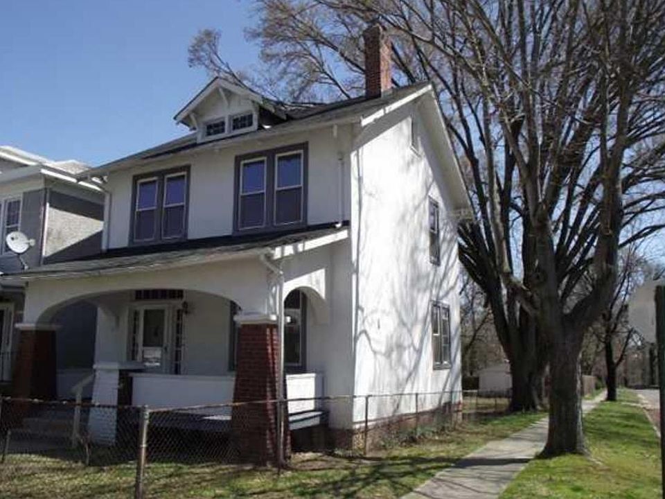 1st image of 2301 4th Ave