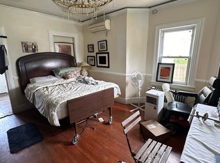 1449 Granada Pl #1S, Far Rockaway, NY 11691