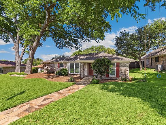 2nd image of 109 Crestwood Dr