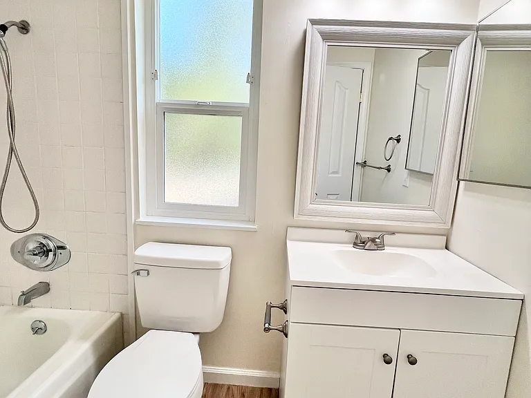 250 Chilpancingo Pkwy #25 — Photo 13