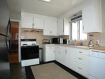 2nd image of 3361 Santa Rosa Ave