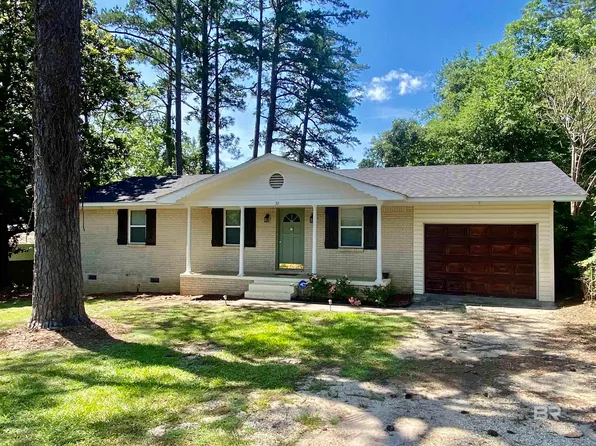 32 Milton St, Monroeville, AL 36460