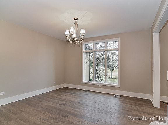 4th image of 23827 Douglas Dr