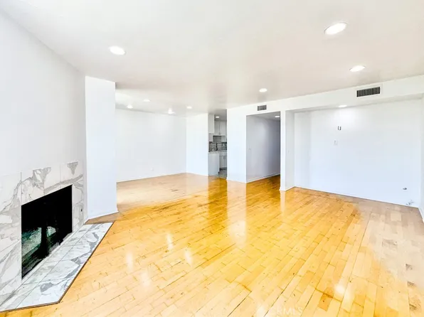 1129 Larrabee St APT 10, West Hollywood, CA 90069