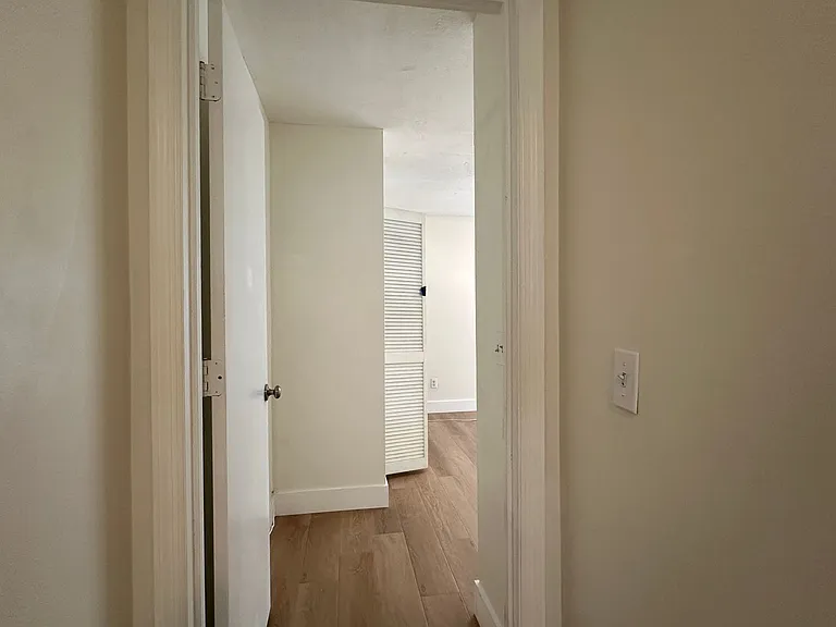 935 Shriver Cir — Photo 30