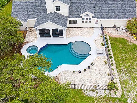 2nd image of 2495 Westminster Dr