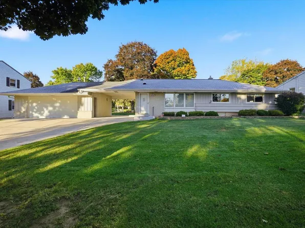 5935 North 117th STREET, Milwaukee, WI 53225