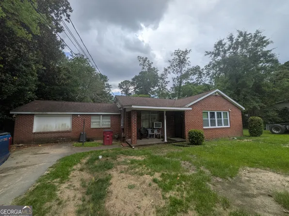 3276 Sharon Dr, Macon, GA 31204