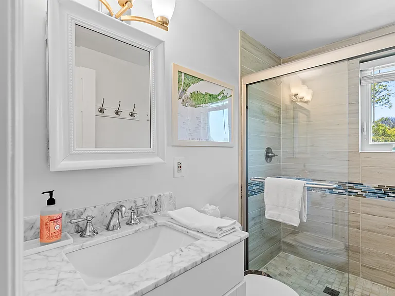49 S Fairview Ave — Photo 10