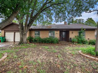 4616 Starlight Dr, Haltom City, TX 76117