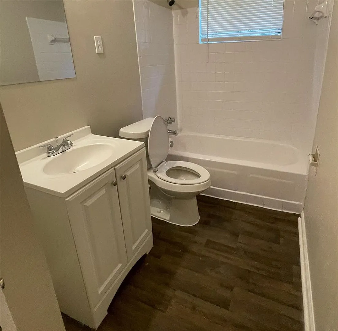 Welcome To 3710 Dorado Cv Rent Special - Half Off First Month Rent!! — Photo 3