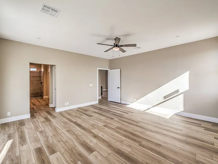 724 Naples Ave — Photo 23