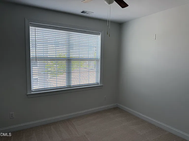 10511 Rosegate Ct — Photo 12