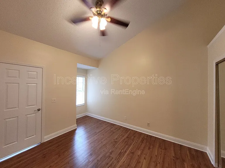 575 Bloomington Ct #24 — Photo 20