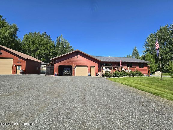 2nd image of 5853 E Edgerton Parks Rd