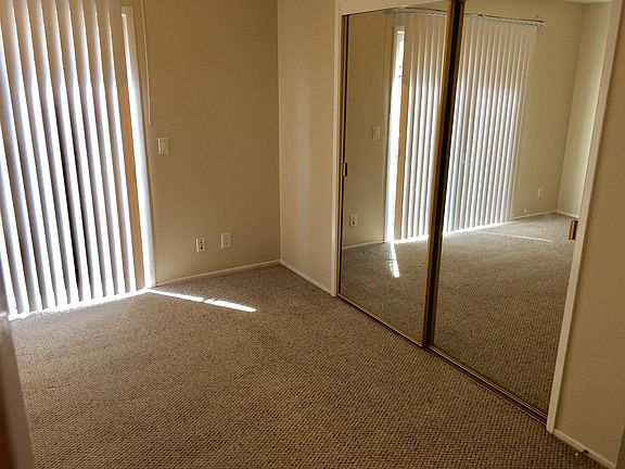 5th image of 670 Rebecca Way #2