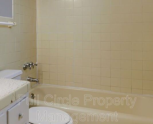 4th image of 4416 N 62nd St APT 8