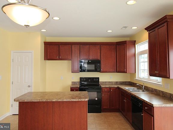 4th image of 5 Dilworthtown Dr