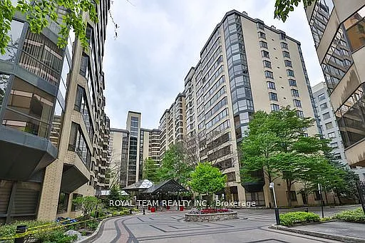 211 N Saint Patrick St S #Penthouse C-10 — Photo 1