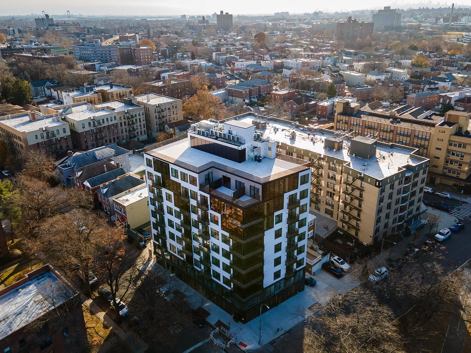 1890 Pelham Parkway South — Photo 4