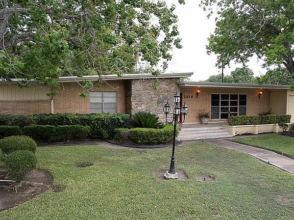 2nd image of 2314 Louis Pl #6