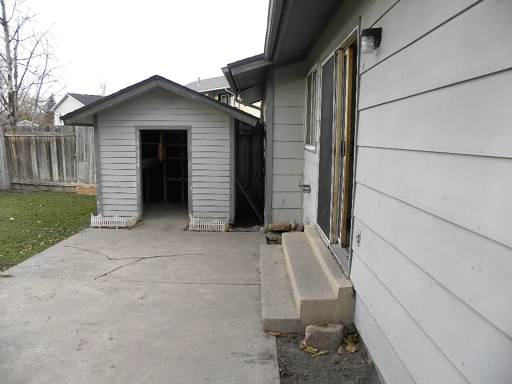 2 bed, 979 sqft, $1,000 — Photo 3