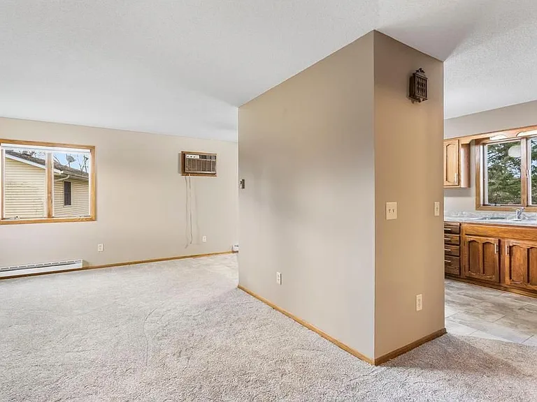 617 High Ridge Rd — Photo 3