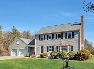 11 Old Tadmuck Rd, Westford, MA 01886
