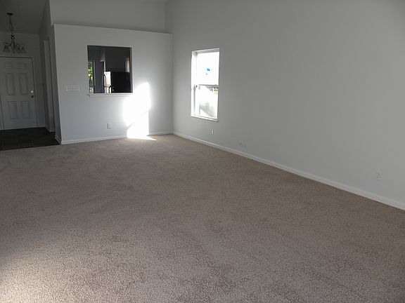 4th image of 5968 Gadsen Dr