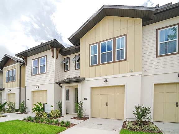 The Enclaves at Festival - Southport Interior Image 1