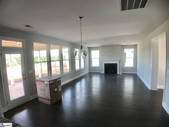 4th image of 605 Torridon Dr Lot 3