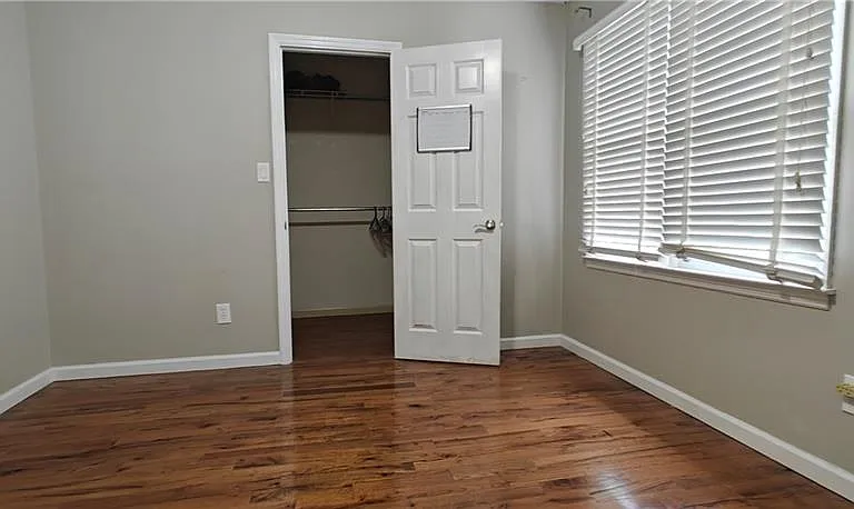 7070 Derby Ct — Photo 14