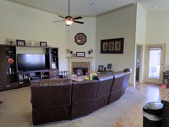3rd image of 6016 Waterford Ln
