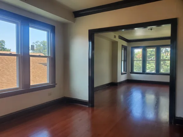4937 W Kamerling Ave Unit 2, Chicago, IL 60651