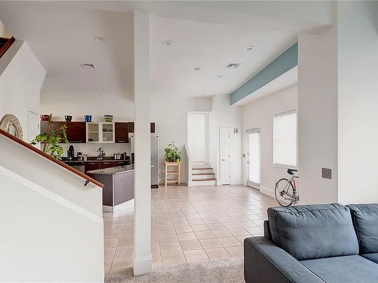 4 Weeden St #1 — Photo 5