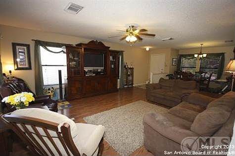 4th image of 13510 Magnolia Brk