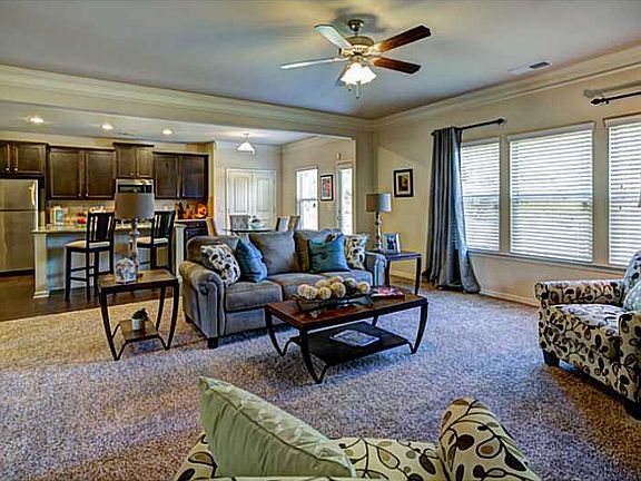 3rd image of 117 Stone Manor Ct