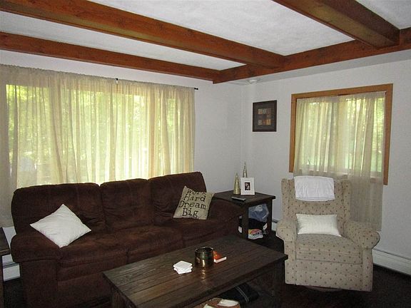 2nd image of 1040 Fox Dr