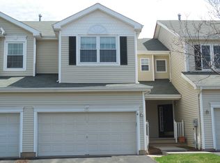 22 Alexandra Way #822, Clinton, NJ 08809