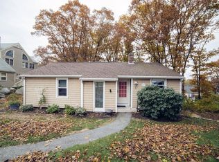 5 Reservoir Rd, Gloucester, MA 01930