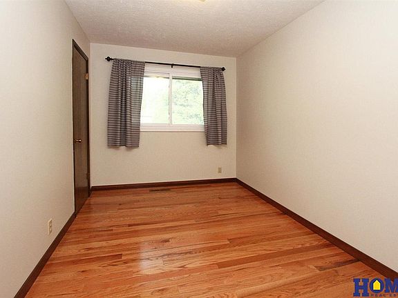5th image of 8400 Sandalwood Dr