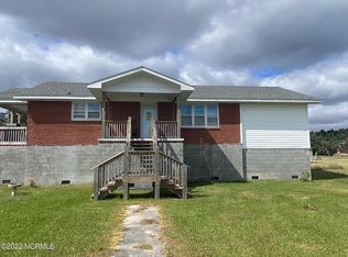 162 Community Rd, Davis, NC 28524