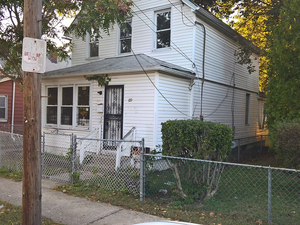 1st image of 109 Dartmouth St
