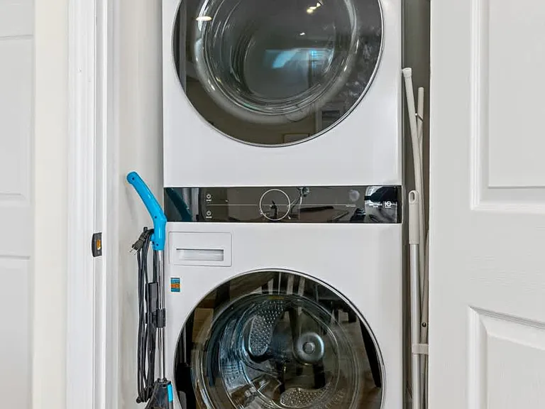Washer/Dryer