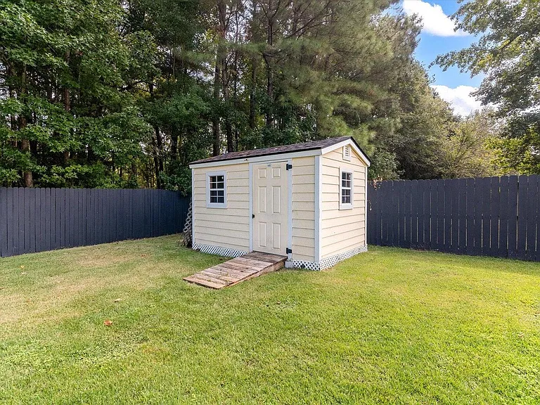 1344 Palm Cove Dr — Photo 31
