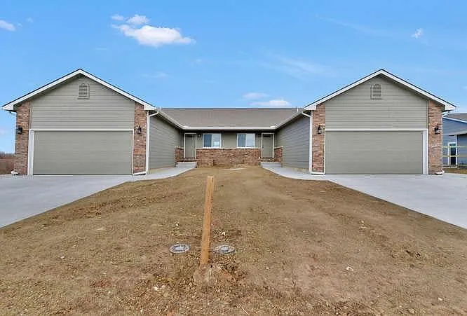 12619 E Casa Bella St — Photo 1